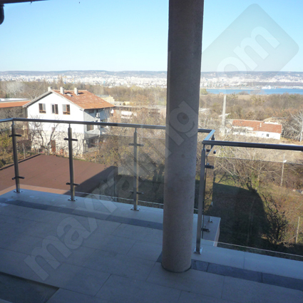 Парапети за тераси